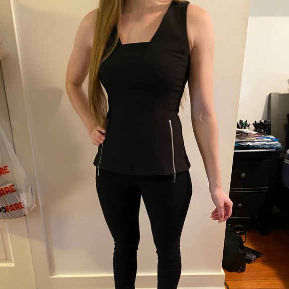 Dynamite Peplum Top with Zipper Details - Picture 4 of 4